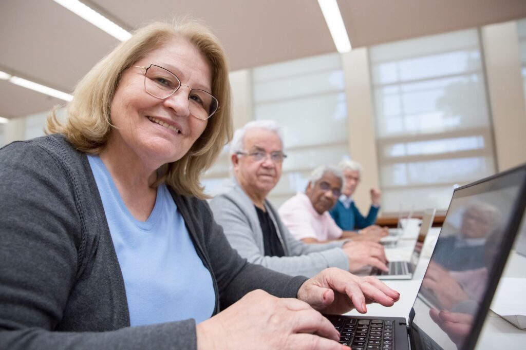 free digital skills training for newcomers in Canada